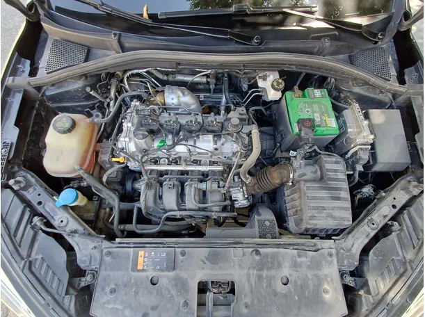 Car image 20