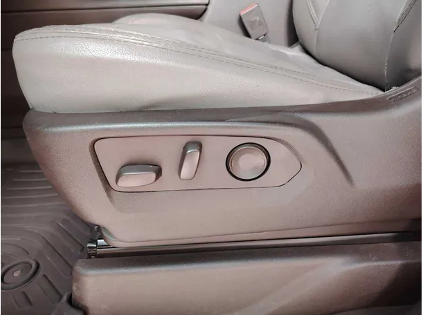 Car image 41