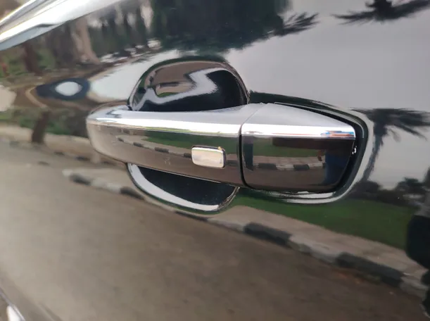Car image 34