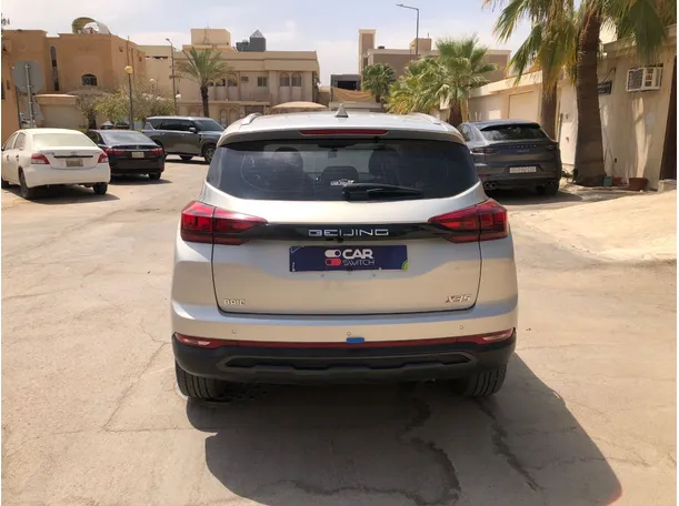 Car image 6