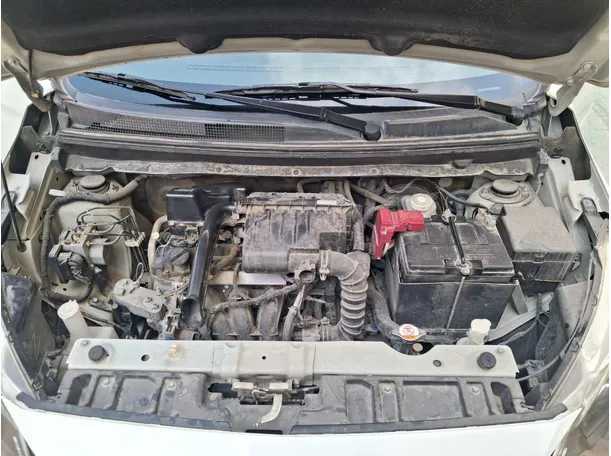 Car image 21
