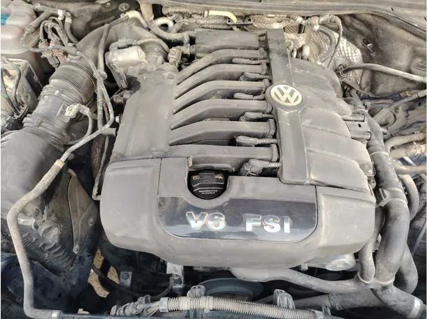 Car image 48
