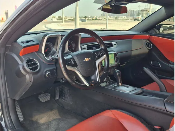 Car image 11