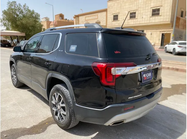 Car image 7