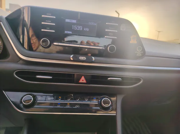 Car image 21