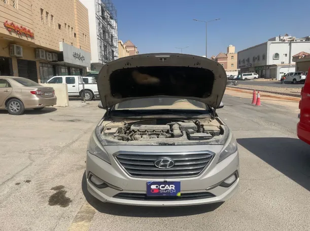 Car image 22