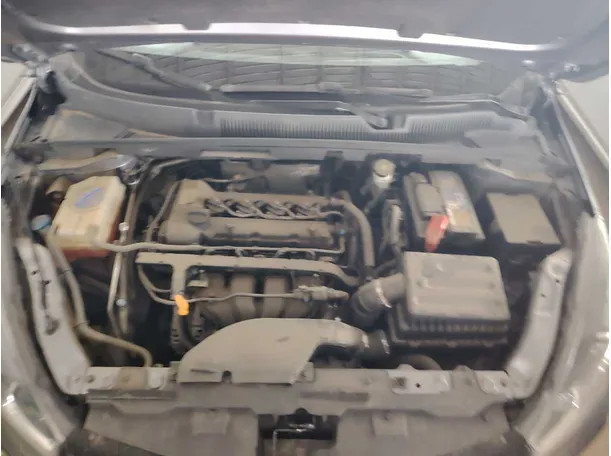 Car image 28