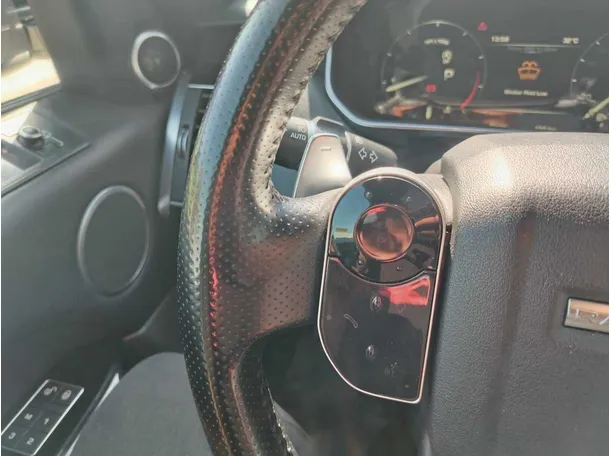 Car image 44
