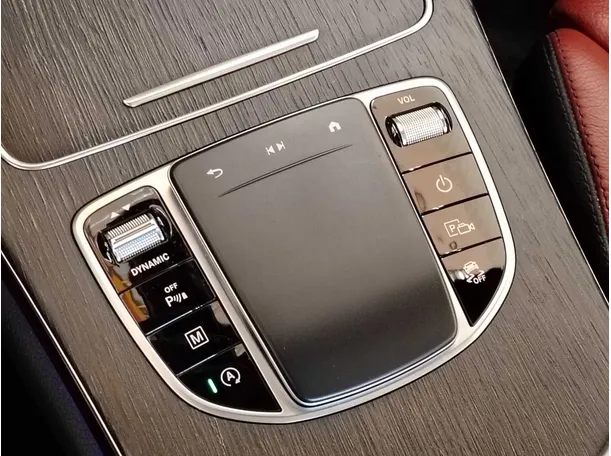 Car image 21