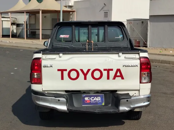Car image 6