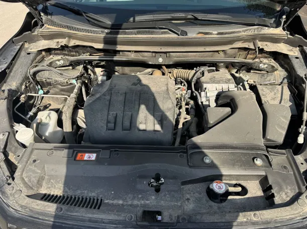 Car image 23