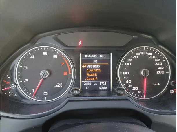 Car image 20