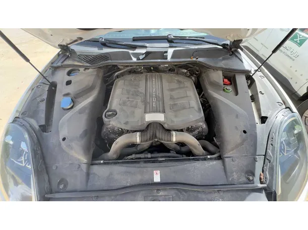 Car image 25
