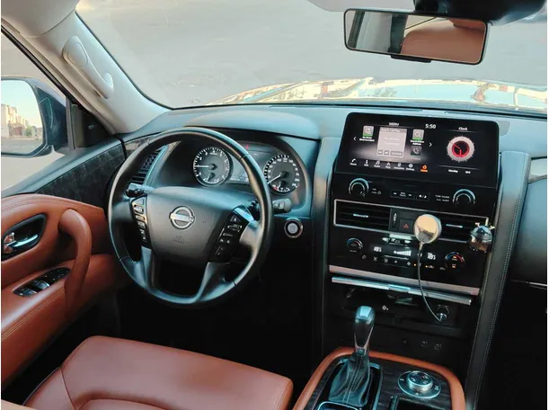 Car image 25
