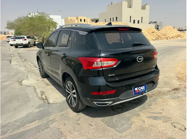 Car image 7