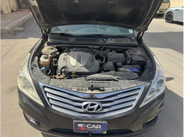 Car image 21