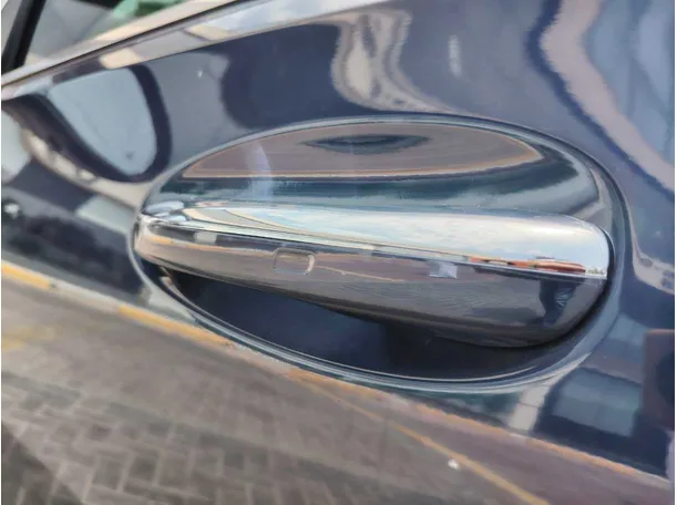 Car image 28