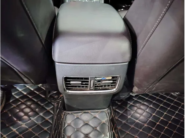 Car image 41
