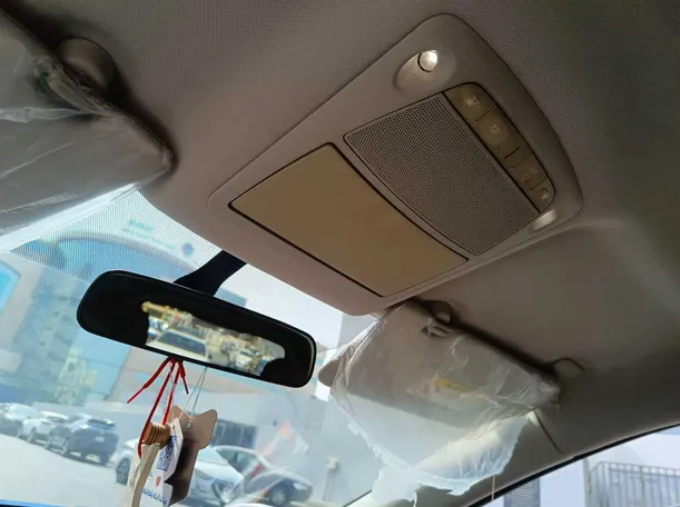 Car image 29