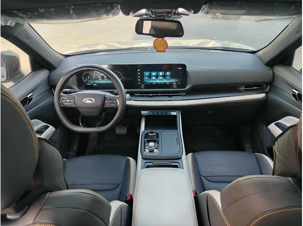 Car image 20