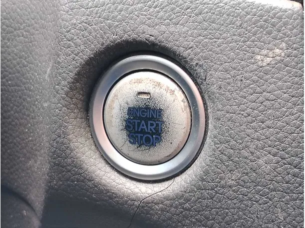 Car image 33