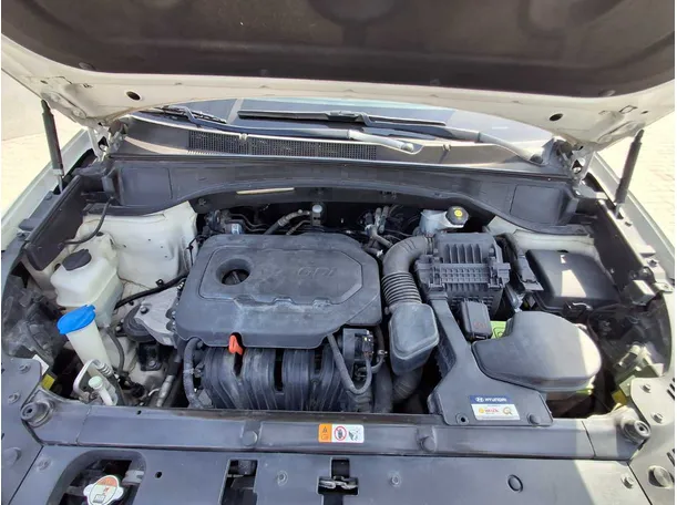 Car image 20