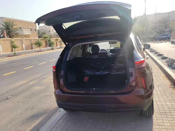 Car image 20