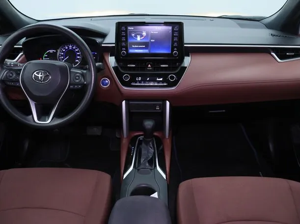 Car image 14