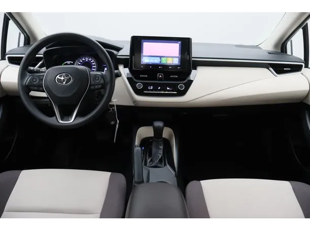 Car image 14