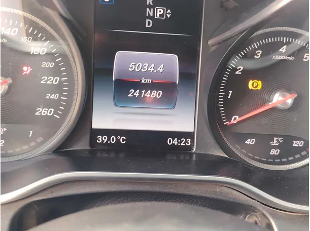 Car image 29