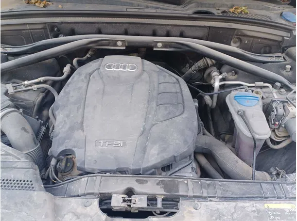 Car image 24