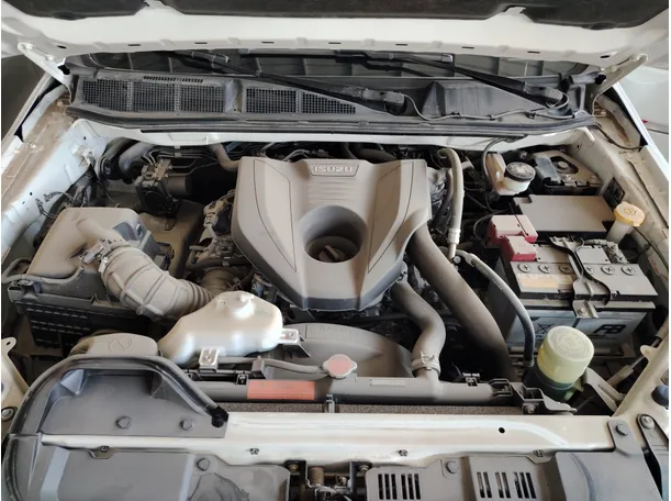 Car image 32