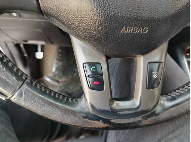 Car image 37