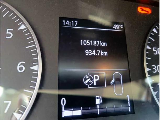 Car image 24