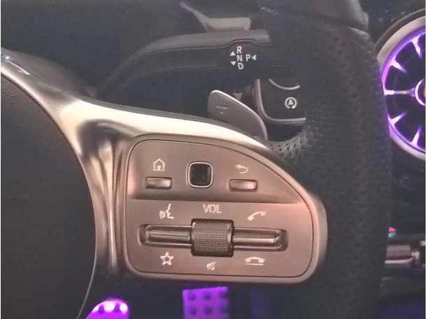 Car image 34