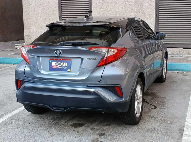 Car image 5