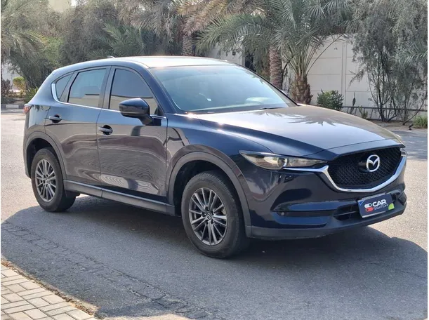 Car image 4