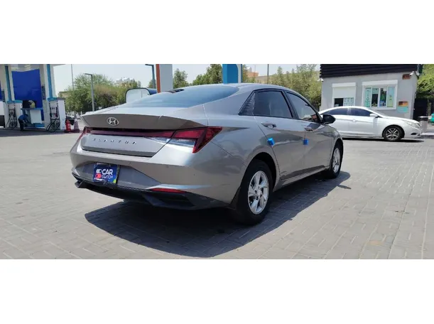 Car image 6