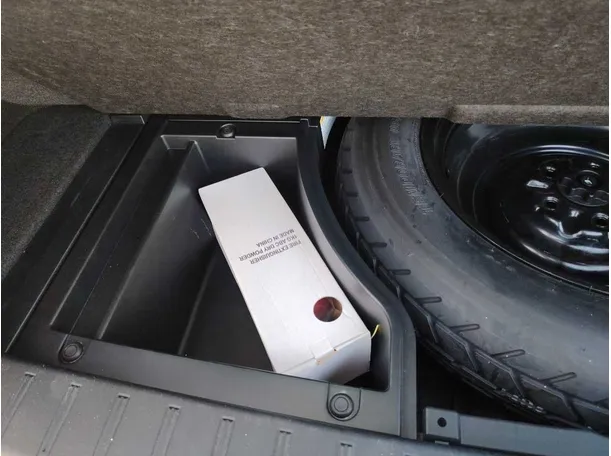 Car image 46