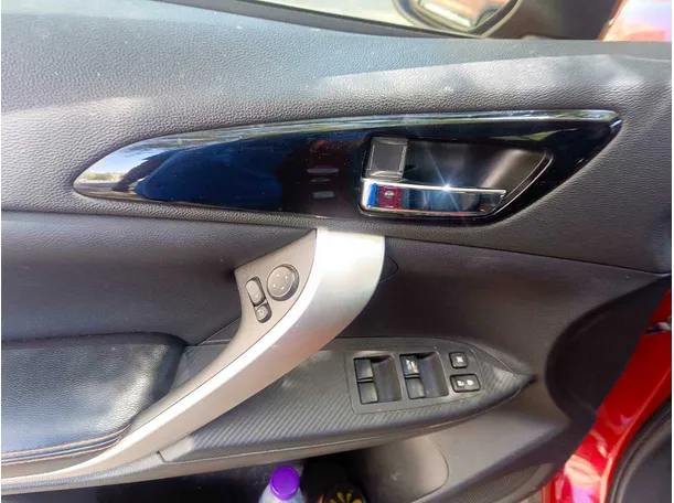 Car image 27