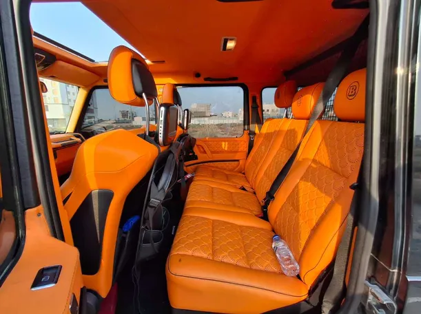 Car image 13