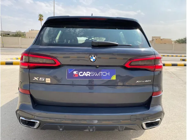 Car image 6