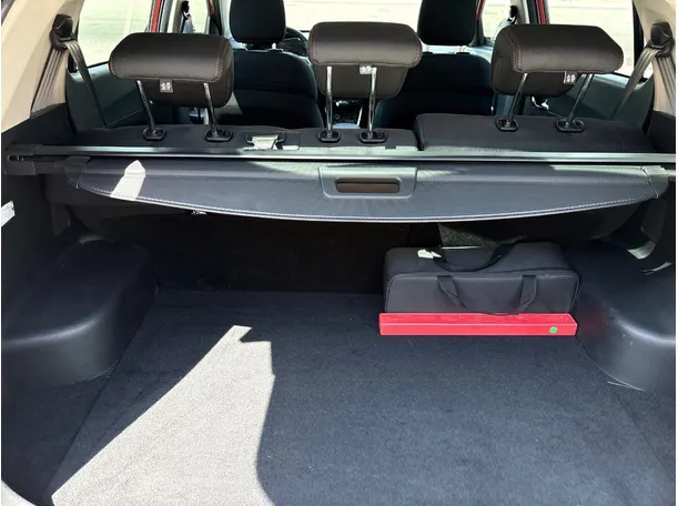 Car image 27