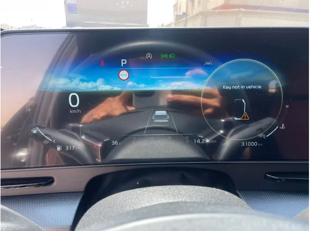 Car image 21