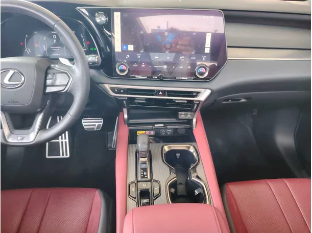Car image 28