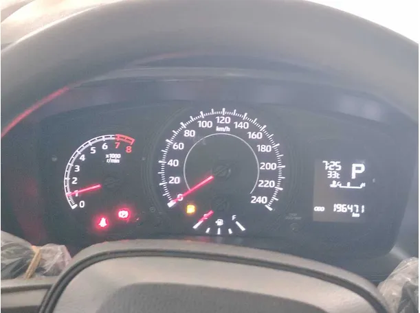 Car image 26