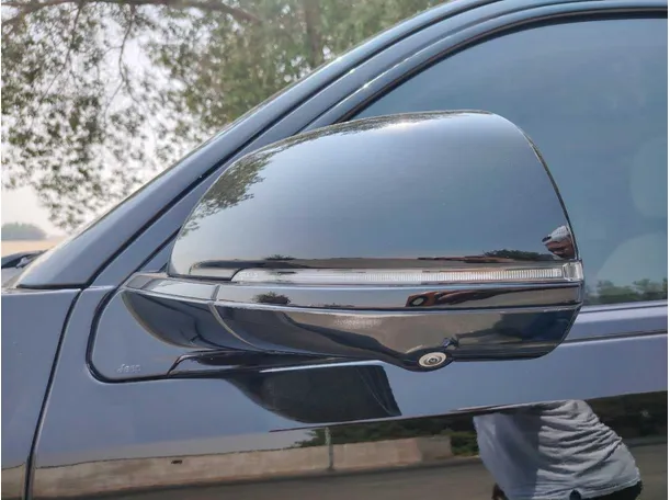 Car image 35