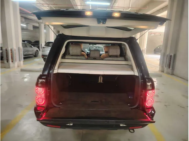 Car image 28