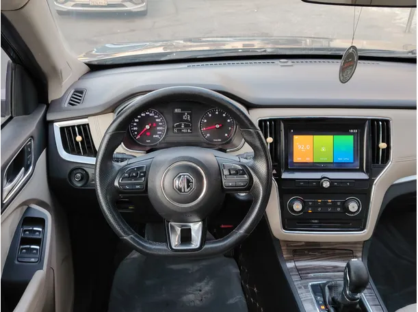 Car image 20