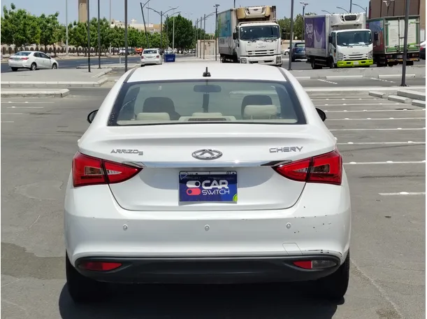Car image 6